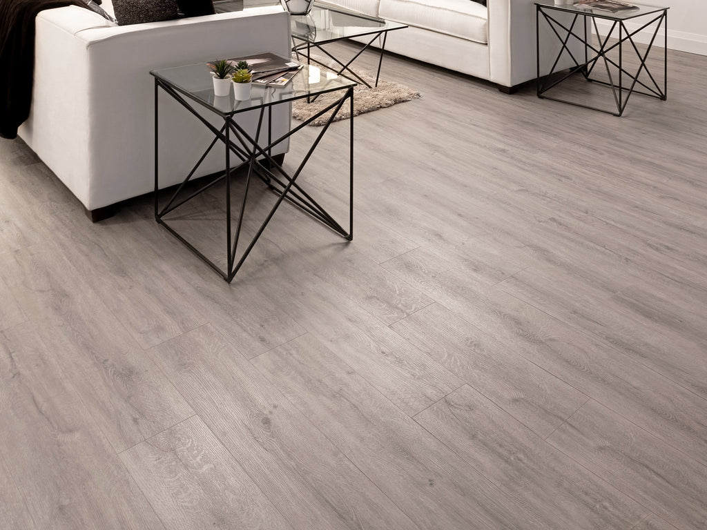 planks in white oak colour